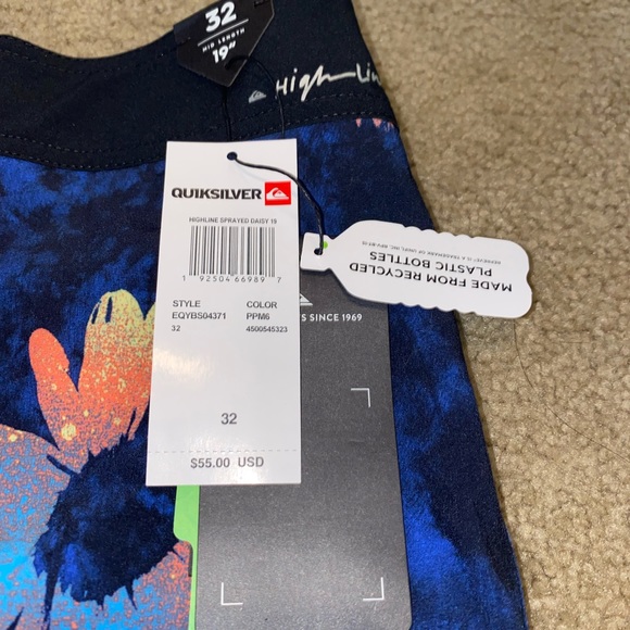 Quiksilver 19" - Board Shorts sz:32 - Picture 4 of 4